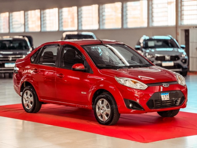 FIESTA 1.6 MPI CLASS SEDAN 8V FLEX 4P MANUAL - 2013 - NOVA PRATA
