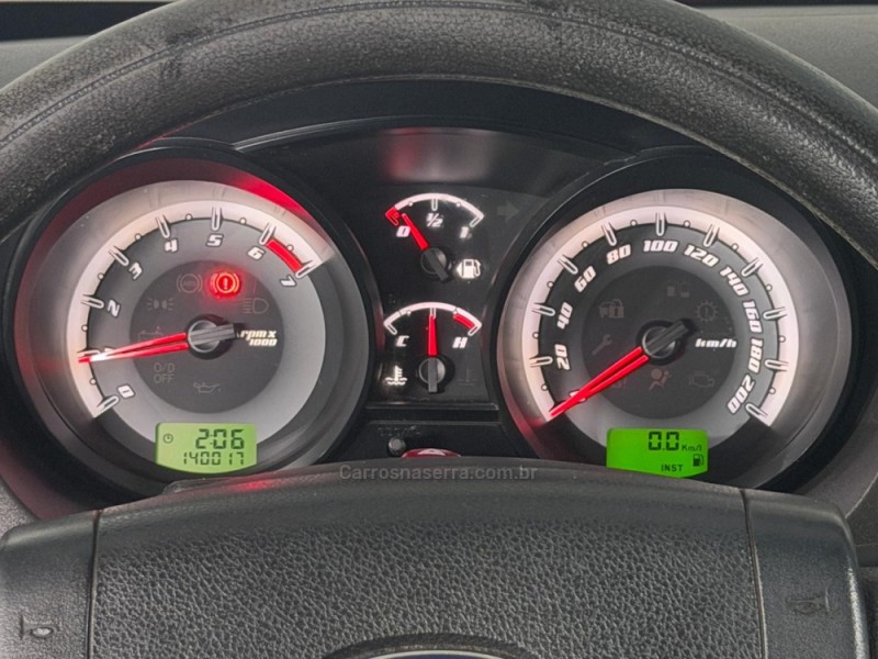 FIESTA 1.6 MPI CLASS SEDAN 8V FLEX 4P MANUAL - 2013 - NOVA PRATA