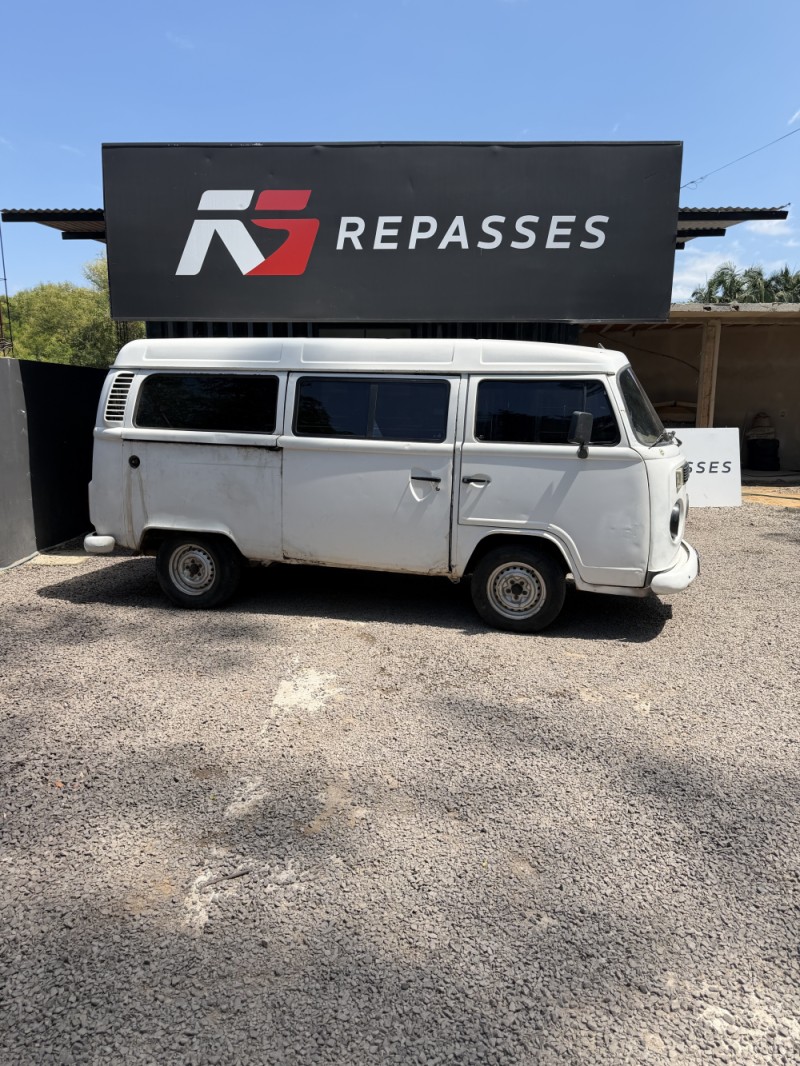 kombi 1.6 mi std escolar 8v gasolina 3p manual 2000 portao