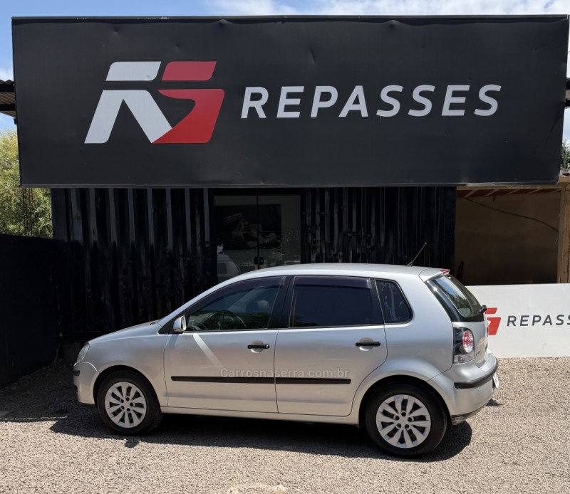 POLO 1.6 MI 8V FLEX 4P MANUAL - 2010 - PORTãO