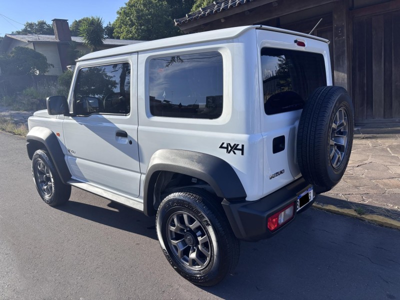 JIMNY 1.5 SIERRA 4YOU 4X4 2P GASOLINA AUTOMÁTICO - 2023 - FARROUPILHA