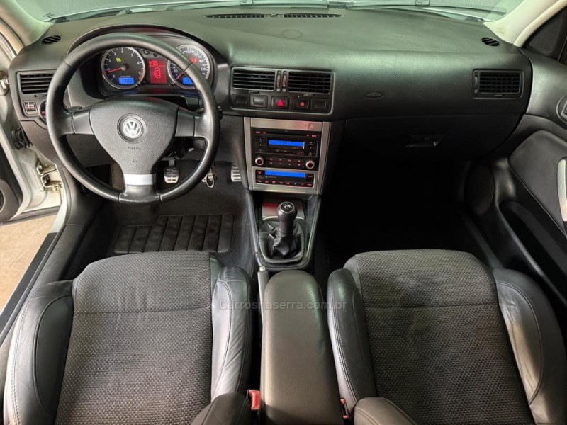 GOLF 1.6 MI SPORTLINE 8V FLEX 4P MANUAL - 2011 - MUçUM