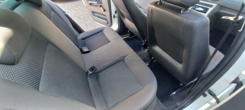 VOYAGE 1.6 MSI TOTALFLEX 8V 4P MANUAL - 2015 - PICADA CAFé