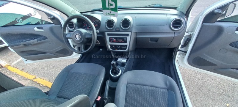 VOYAGE 1.6 MSI TOTALFLEX 8V 4P MANUAL - 2015 - PICADA CAFé