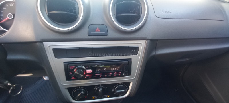 VOYAGE 1.6 MSI TOTALFLEX 8V 4P MANUAL - 2015 - PICADA CAFé