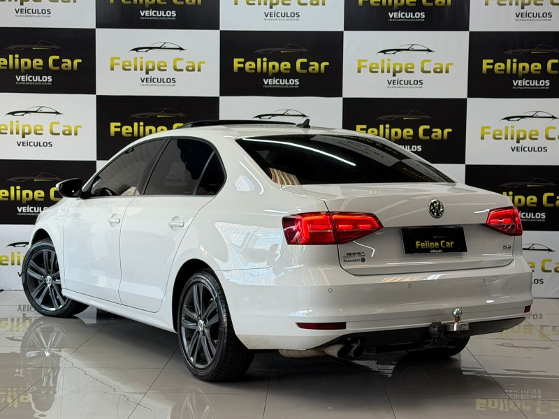 JETTA 2.0 TSI HIGHLINE 211CV GASOLINA 4P DSG - 2015 - CAXIAS DO SUL