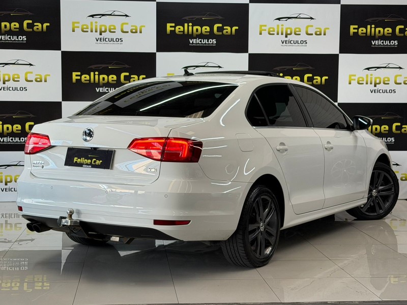 JETTA 2.0 TSI HIGHLINE 211CV GASOLINA 4P DSG - 2015 - CAXIAS DO SUL