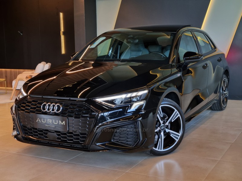 A3 2.0 TFSI 40 PERFORMANCE BLACK SPORTBACK GASOLINA 4P AUTOMÁTICO - 2023 - CAXIAS DO SUL