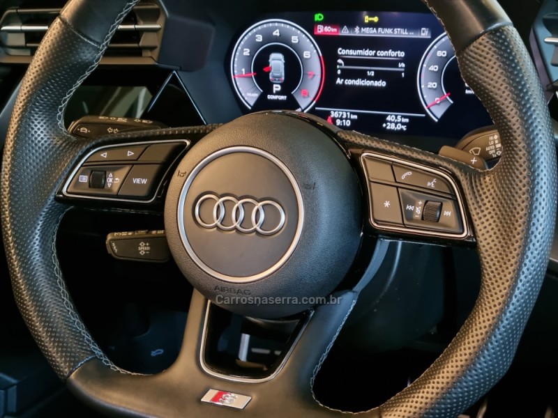 A3 2.0 TFSI 40 PERFORMANCE BLACK SPORTBACK GASOLINA 4P AUTOMÁTICO - 2023 - CAXIAS DO SUL