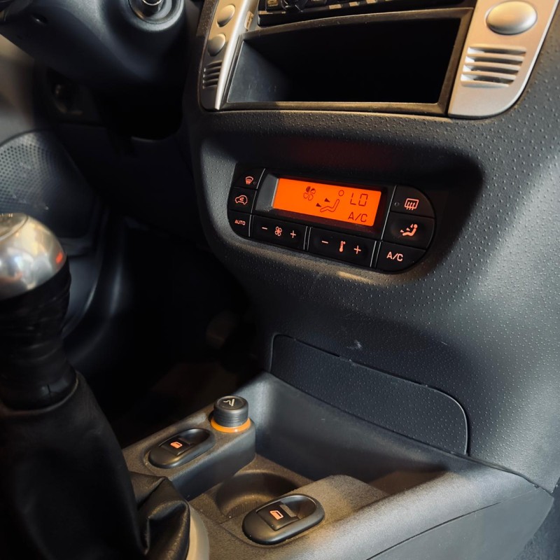 C3 1.4 I EXCLUSIVE 8V FLEX 4P MANUAL - 2009 - CAXIAS DO SUL