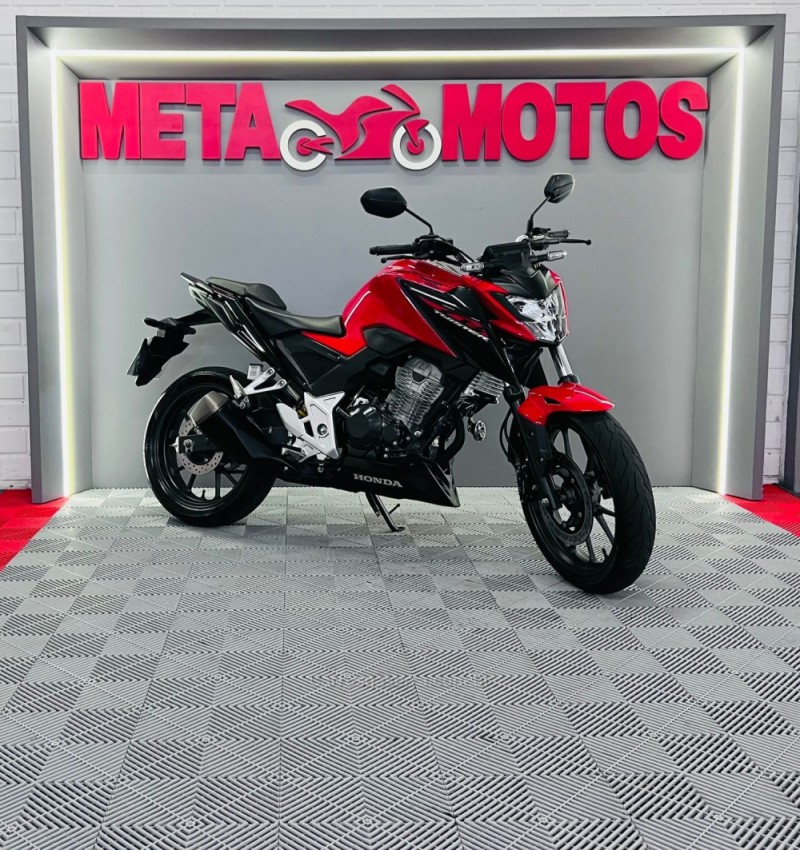 CB 300F TWISTER  - 2023 - CAMPO BOM