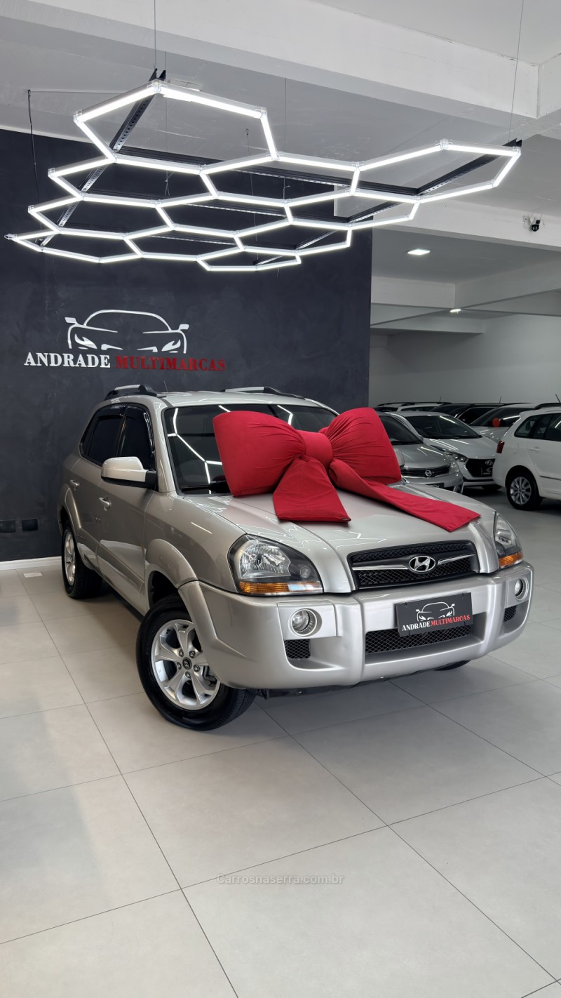 tucson 2.0 mpfi gls 16v 143cv 2wd gasolina 4p automatico 2010 caxias do sul