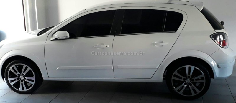 vectra 2.0 mpfi gt x hatch 8v flex 4p manual 2011 caxias do sul
