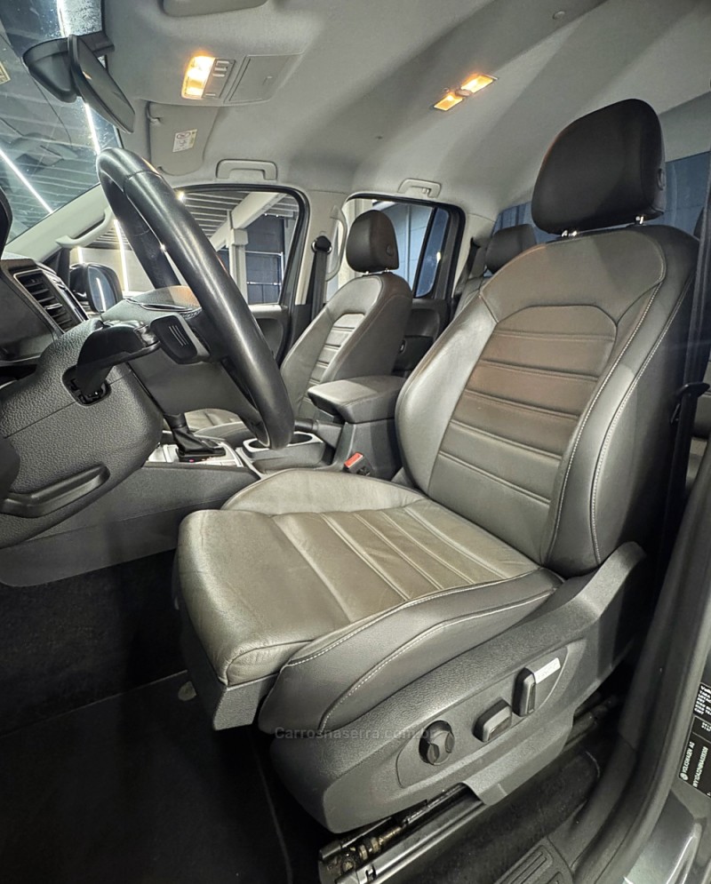 AMAROK 3.0 V6 TDI HIGHLINE CD DIESEL 4MOTION AUTOMÁTICO - 2022 - PASSO FUNDO