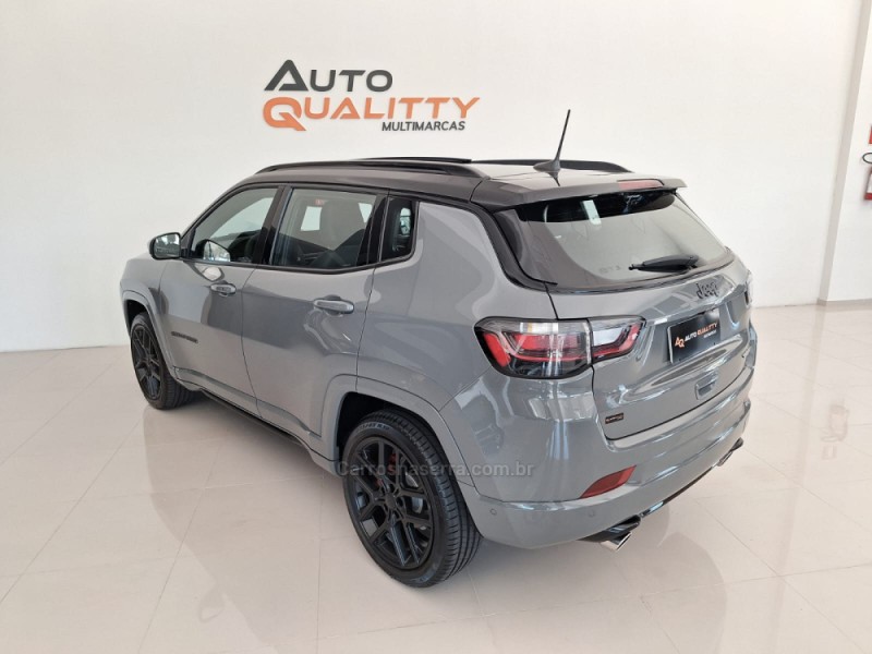 COMPASS 2.0 HURRICANE BLACKHAWK 4X4 TURBO GASOLINA 4P AUTOMÁTICO - 2025 - CAXIAS DO SUL