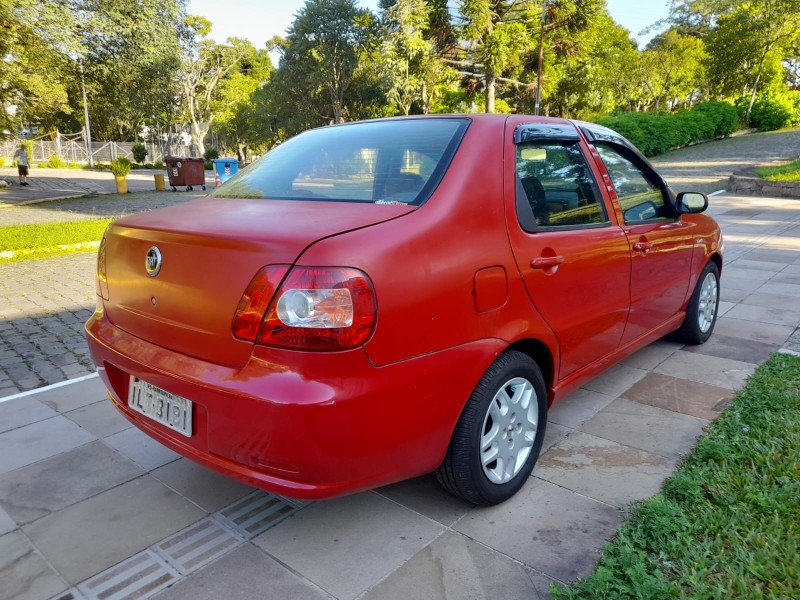 SIENA 1.3 MPI FIRE ELX 8V FLEX 4P MANUAL - 2005 - FARROUPILHA