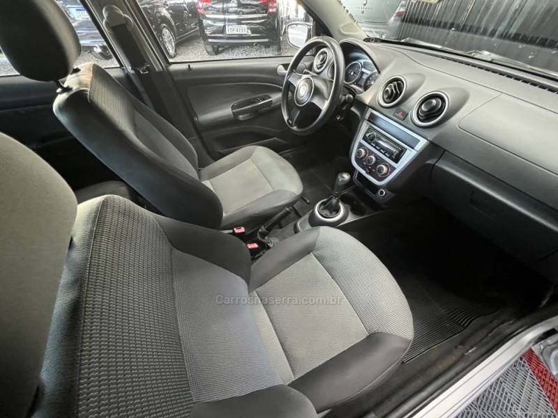 GOL 1.0 MI 8V FLEX 4P MANUAL G.V - 2011 - CAXIAS DO SUL