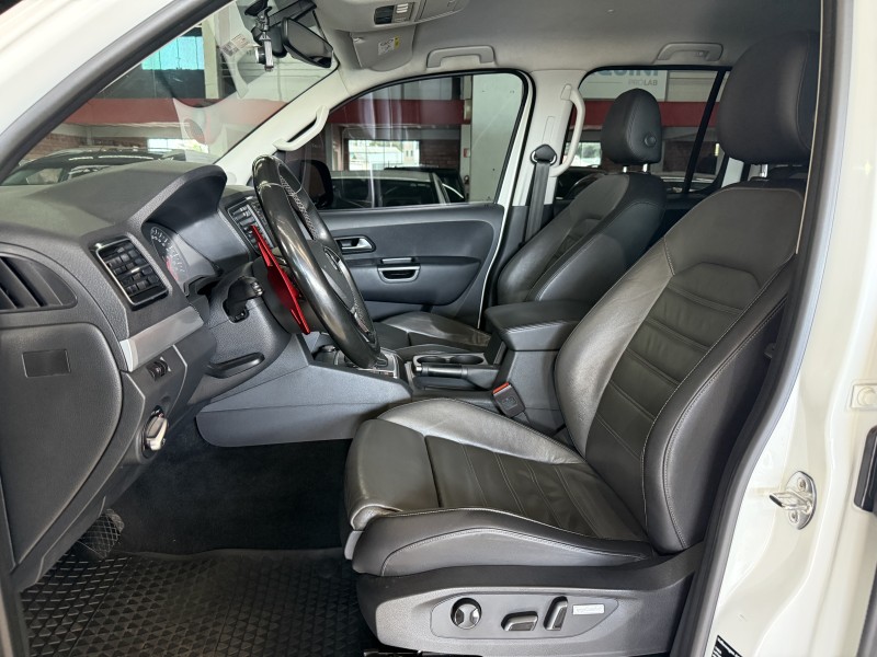 AMAROK 3.0 V6 TDI HIGHLINE CD DIESEL 4MOTION AUTOMÁTICO - 2019 - FARROUPILHA