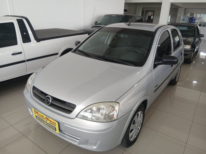 CORSA 1.8 MPFI MAXX 8V FLEX 4P MANUAL - 2005 - NOVA PETRóPOLIS