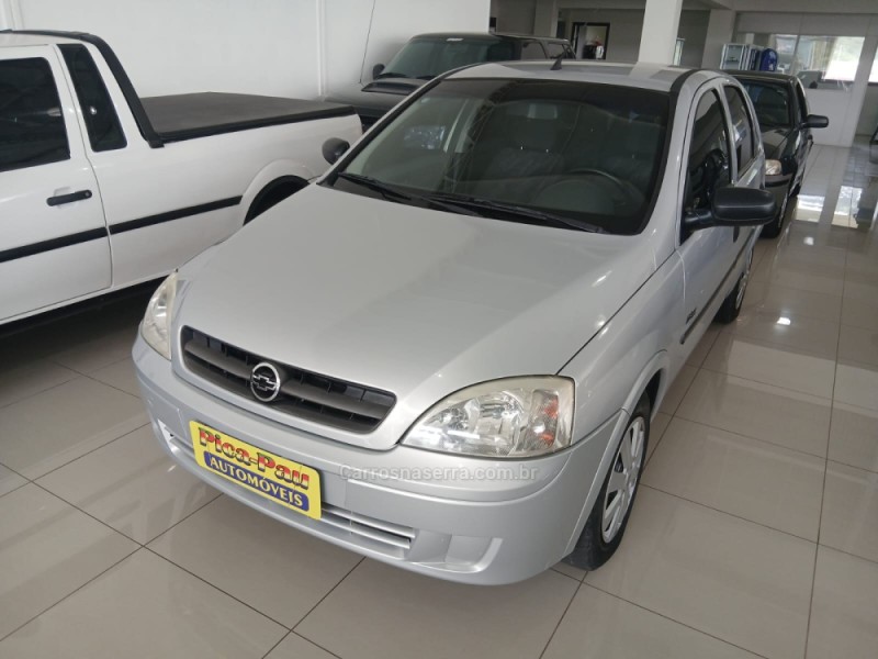 CORSA 1.8 MPFI MAXX 8V FLEX 4P MANUAL - 2005 - NOVA PETRóPOLIS
