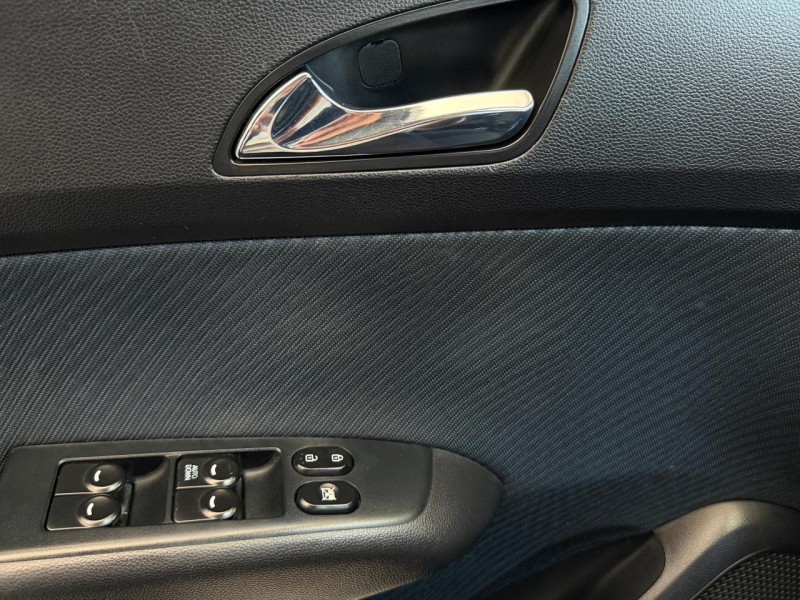 HB20 1.6 COMFORT 16V FLEX 4P MANUAL - 2015 - CAXIAS DO SUL