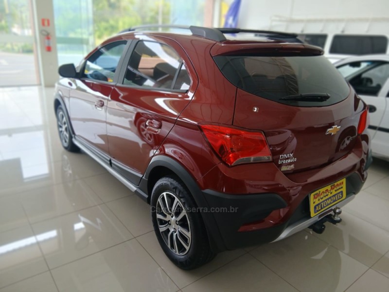 ONIX 1.4 MPFI ACTIV 8V FLEX 4P AUTOMÁTICO - 2018 - NOVA PETRóPOLIS