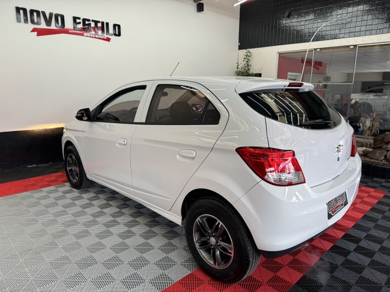 ONIX 1.0 MPFI LT 8V FLEX 4P MANUAL - 2014 - CAXIAS DO SUL