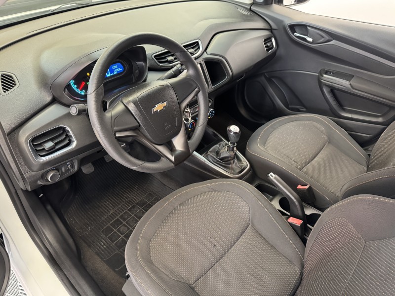 ONIX 1.0 MPFI LT 8V FLEX 4P MANUAL - 2014 - CAXIAS DO SUL