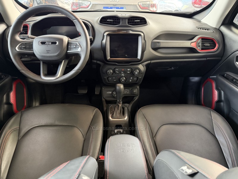RENEGADE 1.3 TRAILHAWK T270 16V TURBO FLEX 4X4 4P AUTOMÁTICO - 2023 - CAXIAS DO SUL