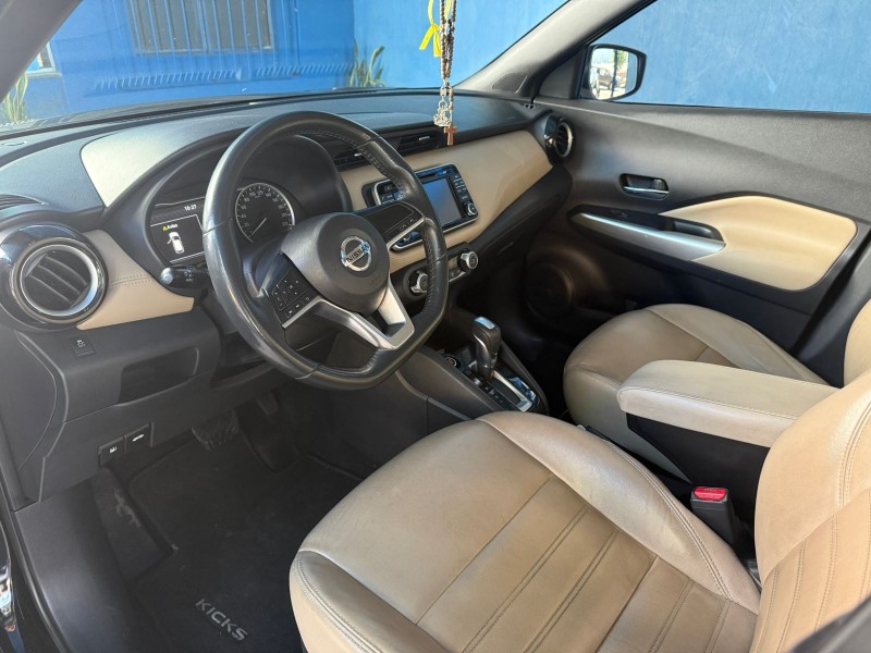 KICKS 1.6 16V FLEX SL PACK PLUS 4P XTRONIC - 2017 - CAXIAS DO SUL