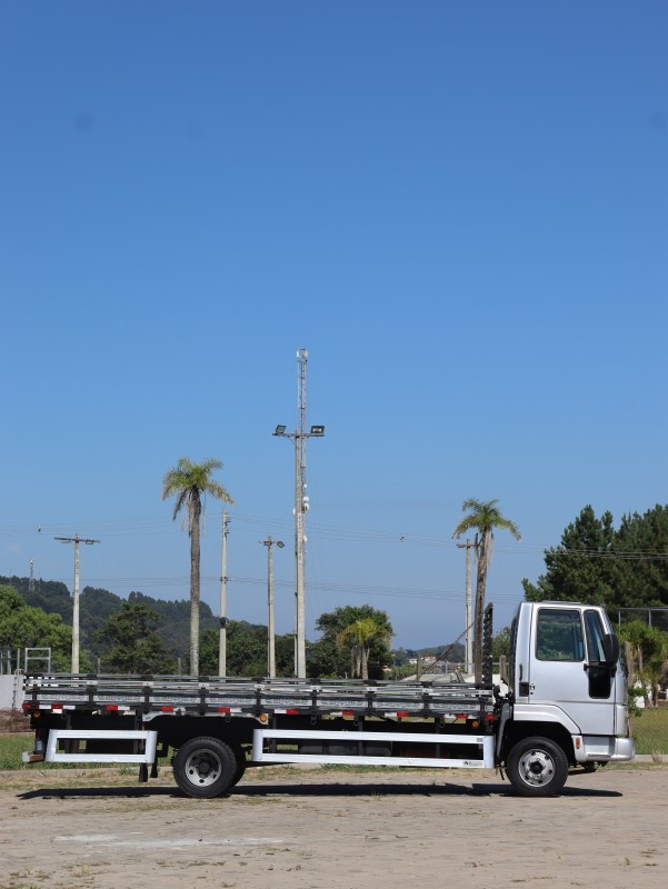 CARGO 815 E TURBO - 2011 - ANTôNIO PRADO