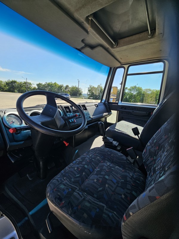 CARGO 815 E TURBO - 2011 - ANTôNIO PRADO