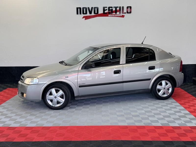 astra 2.0 mpfi comfort 8v flex 4p manual 2005 caxias do sul