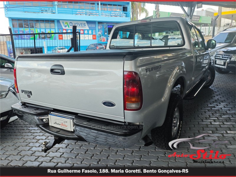 F-250 4.2 XLT 4X2 CD TURBO INTERCOOLER DIESEL 4P MANUAL - 2005 - BENTO GONçALVES