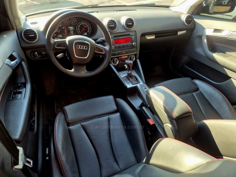 A3 2.0 TFSI SPORTBACK 16V GASOLINA 4P S-TRONIC - 2010 - FARROUPILHA