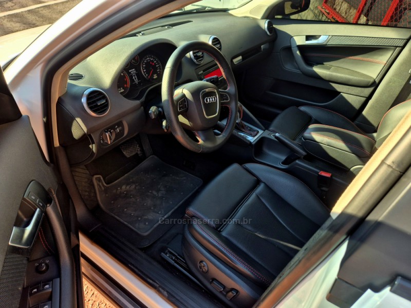 A3 2.0 TFSI SPORTBACK 16V GASOLINA 4P S-TRONIC - 2010 - FARROUPILHA