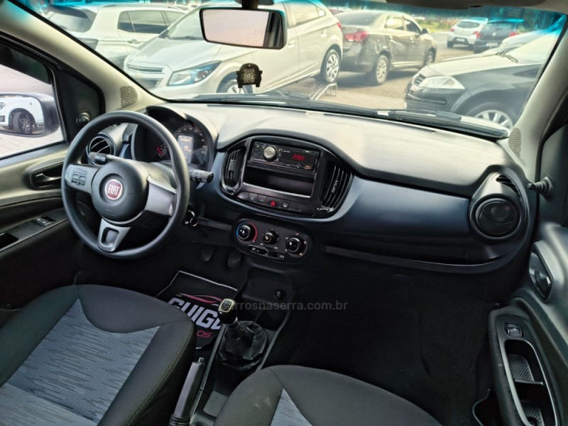 UNO 1.0 EVO ATTRACTIVE 8V FLEX 4P MANUAL - 2017 - NOVO HAMBURGO