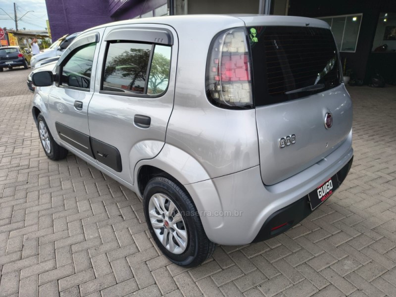 UNO 1.0 EVO ATTRACTIVE 8V FLEX 4P MANUAL - 2017 - NOVO HAMBURGO