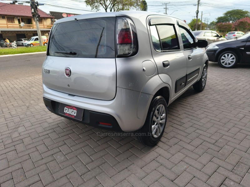 UNO 1.0 EVO ATTRACTIVE 8V FLEX 4P MANUAL - 2017 - NOVO HAMBURGO