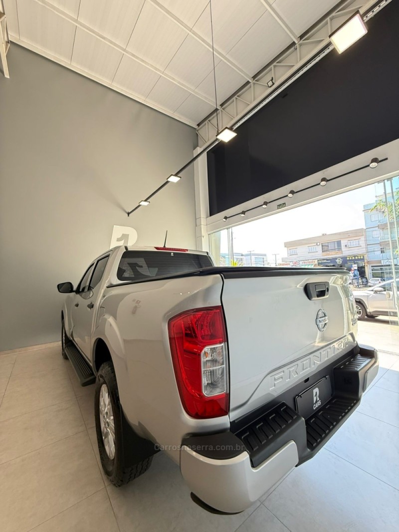 FRONTIER 2.3 SE 4X4 CD TURBO ELETRONIC DIESEL 4P AUTOMÁTICO - 2023 - LAJEADO