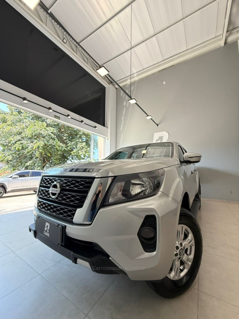 FRONTIER 2.3 SE 4X4 CD TURBO ELETRONIC DIESEL 4P AUTOMÁTICO