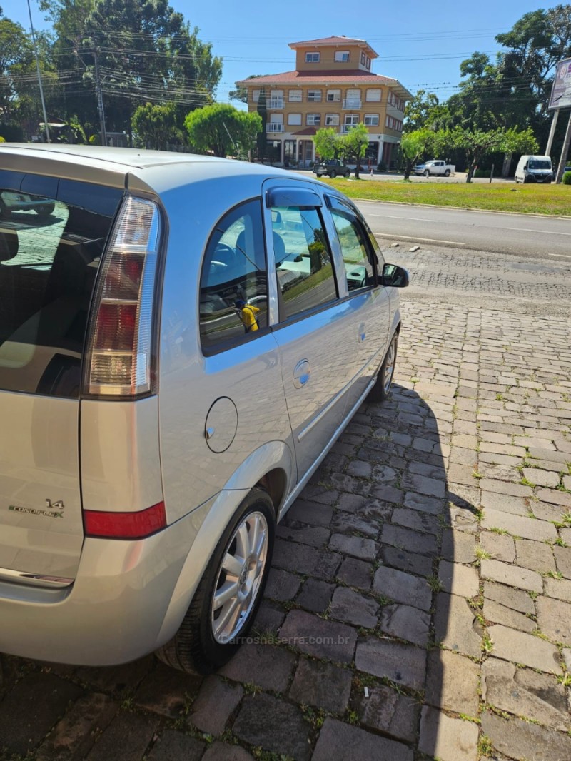 MERIVA 1.4 MPFI MAXX 8V ECONO.FLEX 4P MANUAL - 2010 - VERANóPOLIS
