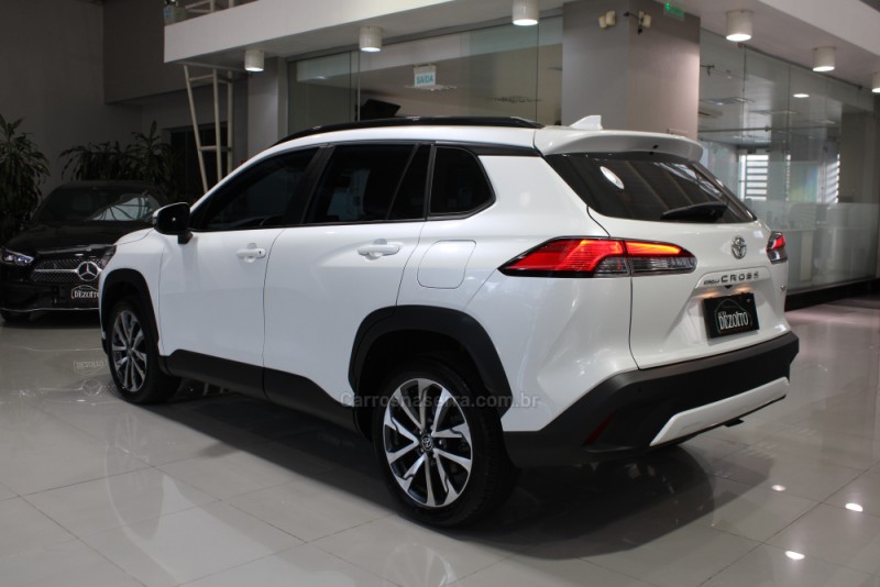 COROLLA 2.0 CROSS XRE 16V FLEX 4P AUTOMÁTICO - 2024 - CAXIAS DO SUL