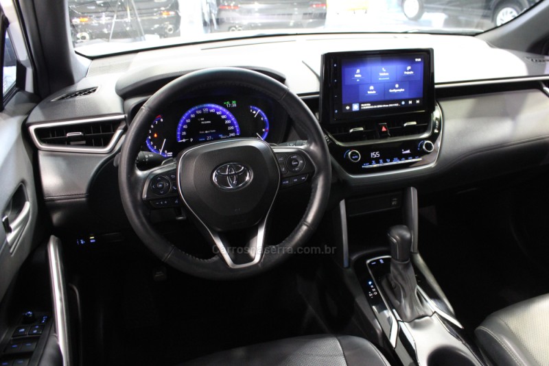 COROLLA 2.0 CROSS XRE 16V FLEX 4P AUTOMÁTICO - 2024 - CAXIAS DO SUL