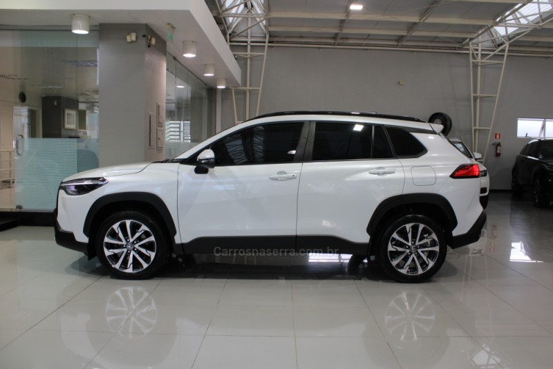 COROLLA 2.0 CROSS XRE 16V FLEX 4P AUTOMÁTICO - 2024 - CAXIAS DO SUL