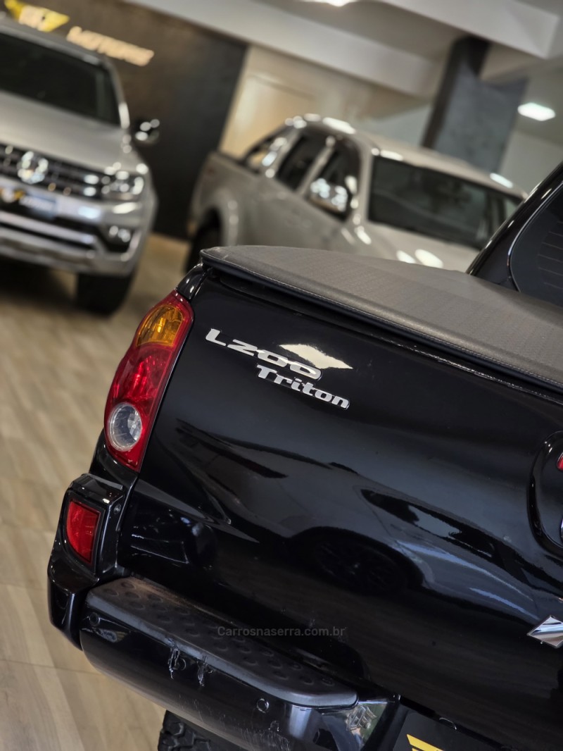 L200 TRITON 3.5 HPE 4X4 CD V6 24V FLEX 4P AUTOMÁTICO - 2012 - CAXIAS DO SUL
