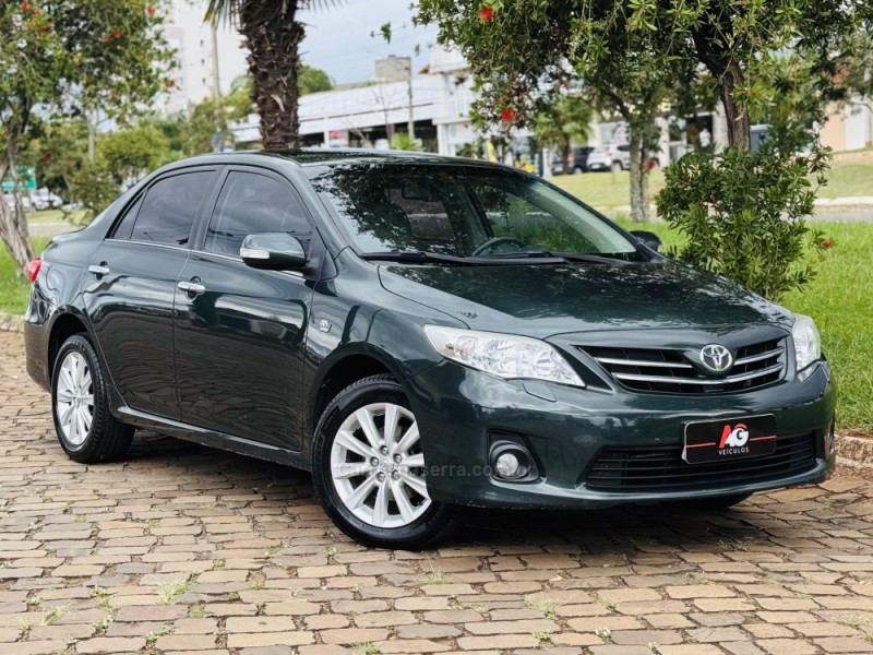 COROLLA 2.0 ALTIS PREMIUM 16V FLEX 4P AUTOMÁTICO - 2013 - CASCA
