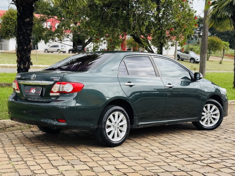 COROLLA 2.0 ALTIS PREMIUM 16V FLEX 4P AUTOMÁTICO - 2013 - CASCA