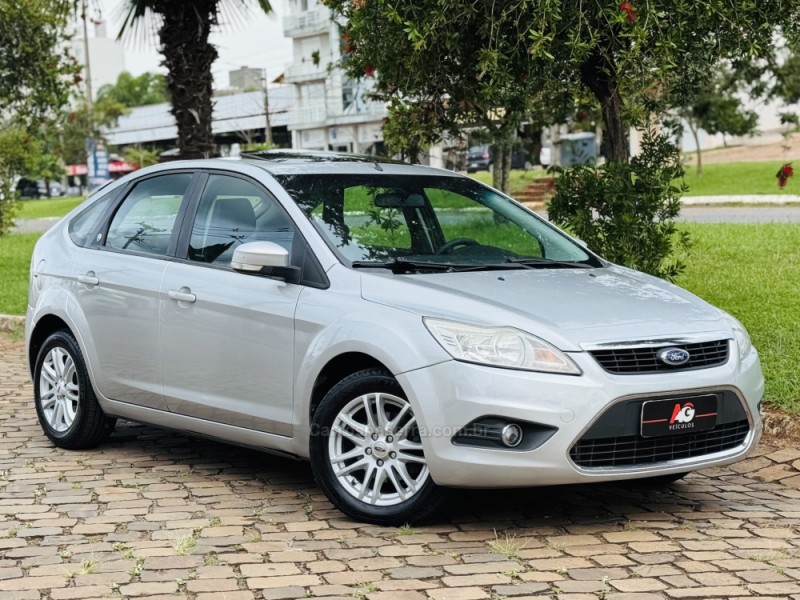 FOCUS 2.0 GHIA 16V FLEX 4P AUTOMÁTICO - 2009 - CASCA