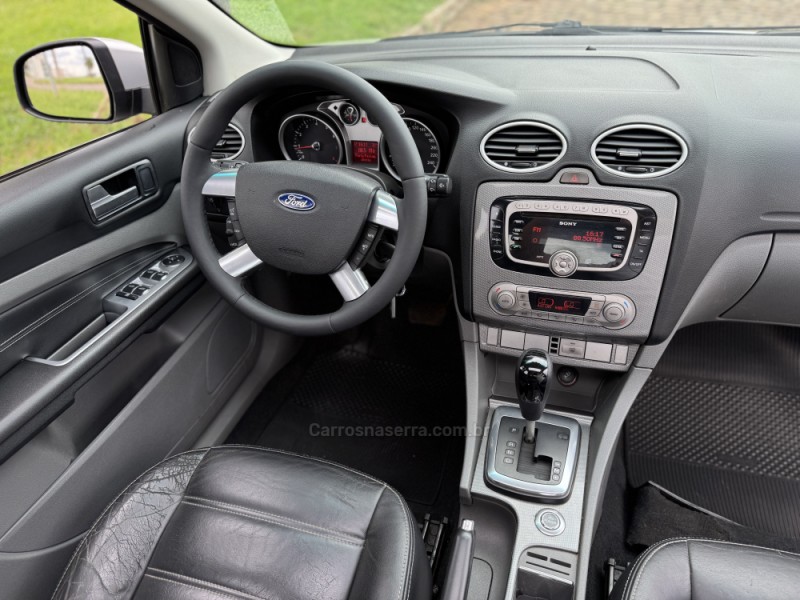 FOCUS 2.0 GHIA 16V FLEX 4P AUTOMÁTICO - 2009 - CASCA